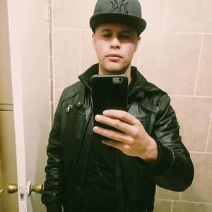 Meet your Posher, Luis